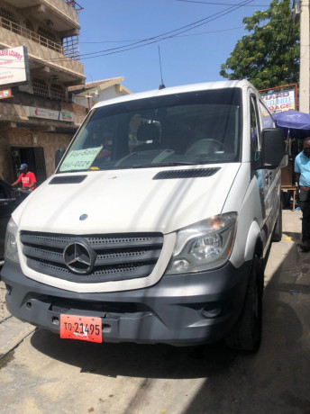 mercedes-sprinter-big-4