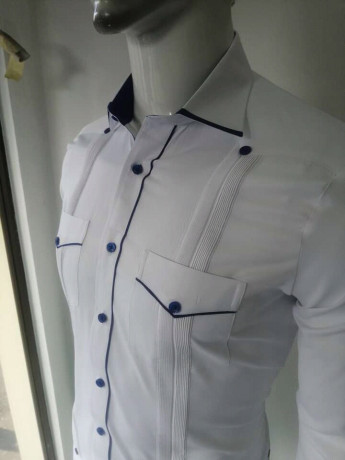 chemise-chacabana-pour-homme-et-robe-chacabana-pour-femme-confection-pour-homme-femme-et-enfant-big-0
