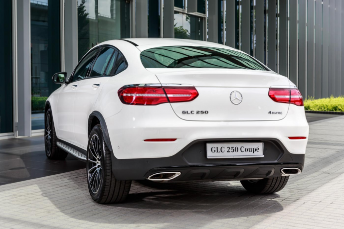 mercedes-benz-glc-250-big-1