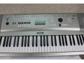 yamaha-keyboard-ypg-235-tres-bon-et-disponible-small-1