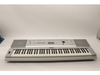 Yamaha Keyboard YPG-235, Tres bon et disponible