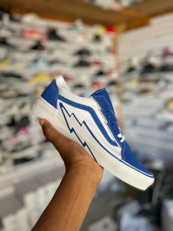 vans-big-0