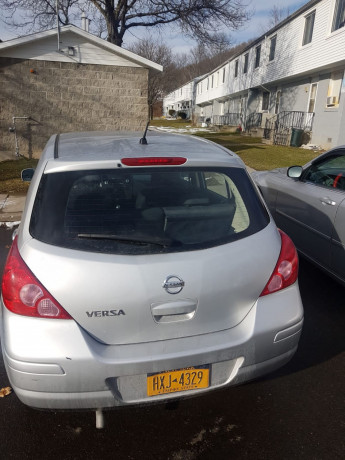 nissan-versa-2007-big-1