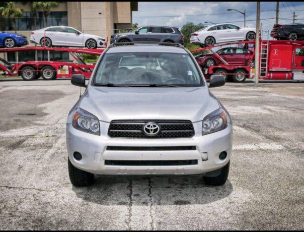 toyota-rav4-2008-big-0