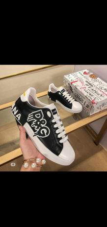 dolce-gabbana-lilrich-store-tel-48417708-big-0